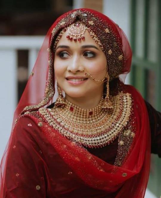 WHITE BEAUTY MAKE OVER AND BRIDAL HUT VAILATHUR