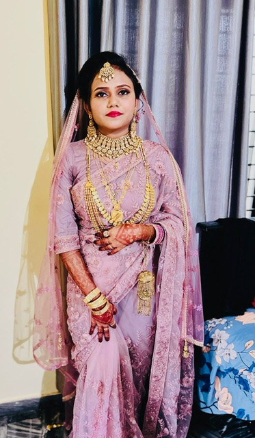 WHITE BEAUTY MAKE OVER AND BRIDAL HUT VAILATHUR